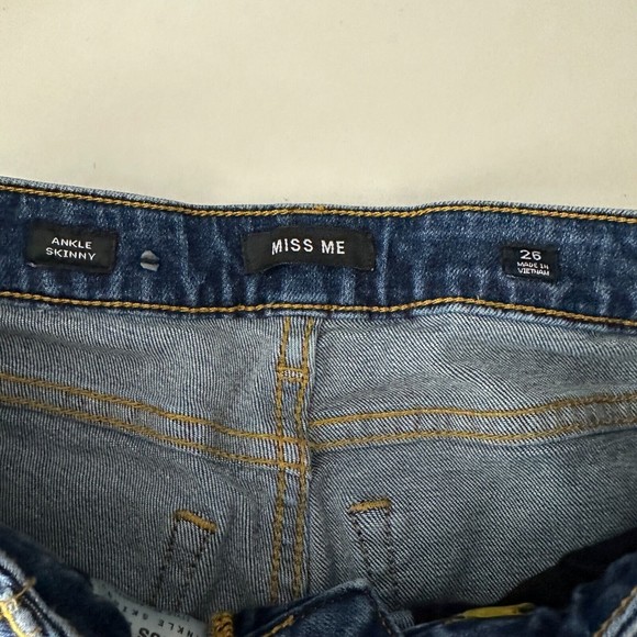 MISS ME WANDER LUST ANKLE SKINNY JEANs Size 26 Blue Ankle Embroidered - Picture 11 of 12